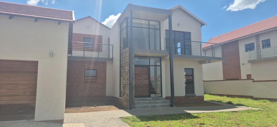 4 Bedroom Property for Sale in Wild Olive Estate Free State